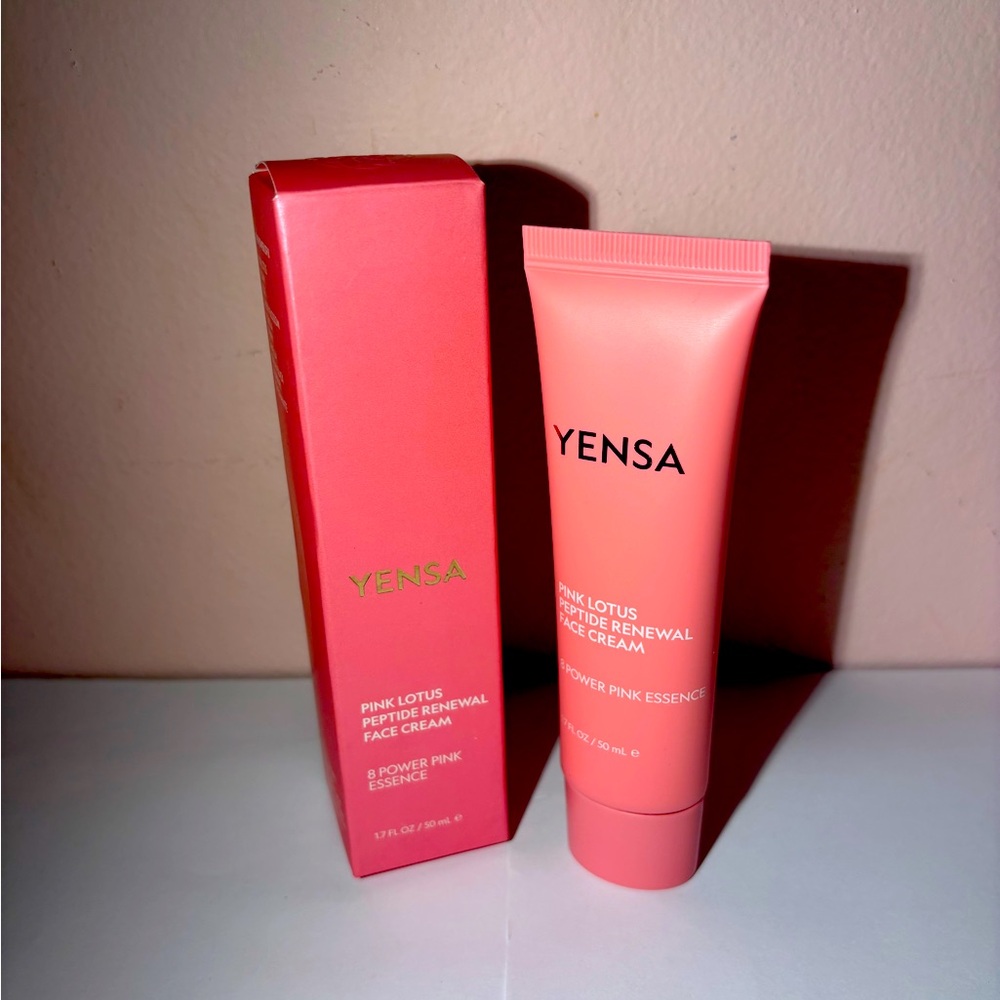 Yensa Pink Lotus Peptide Renewal Face Cream